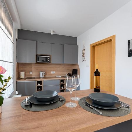 Studio Apartman The Little Prince 别洛瓦尔 外观 照片